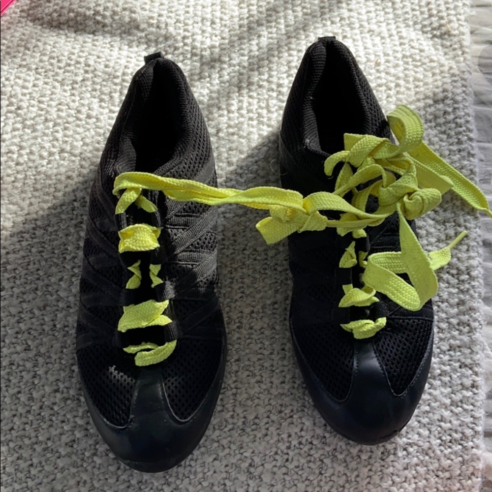 Women’s Jazz Sneakers